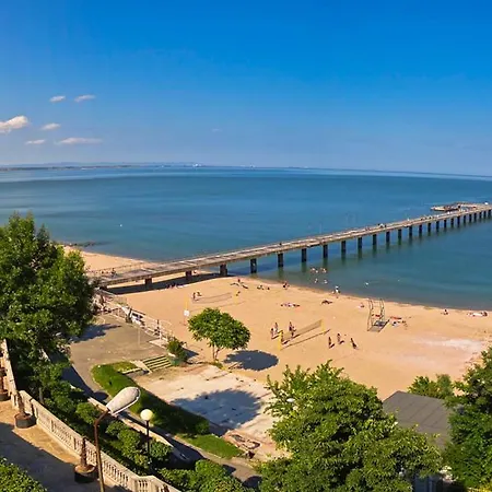 Funny-gunny To The Sea Garden *